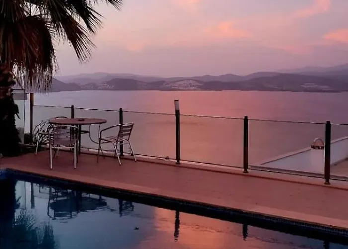 Sea View And Private Pool Selen Bogazici