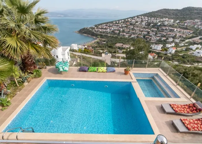 Sea View And Private Pool Selen Bogazici